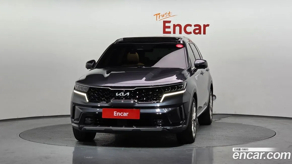 Kia Sorento — фото 8