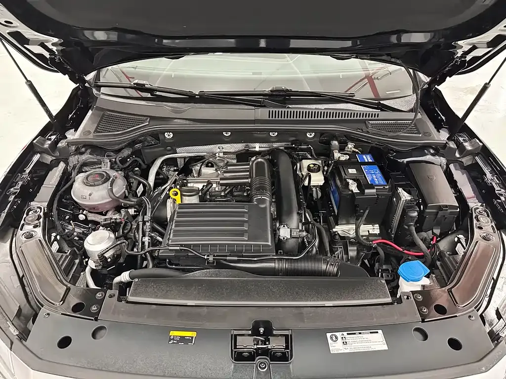 Volkswagen Passat — фото 10