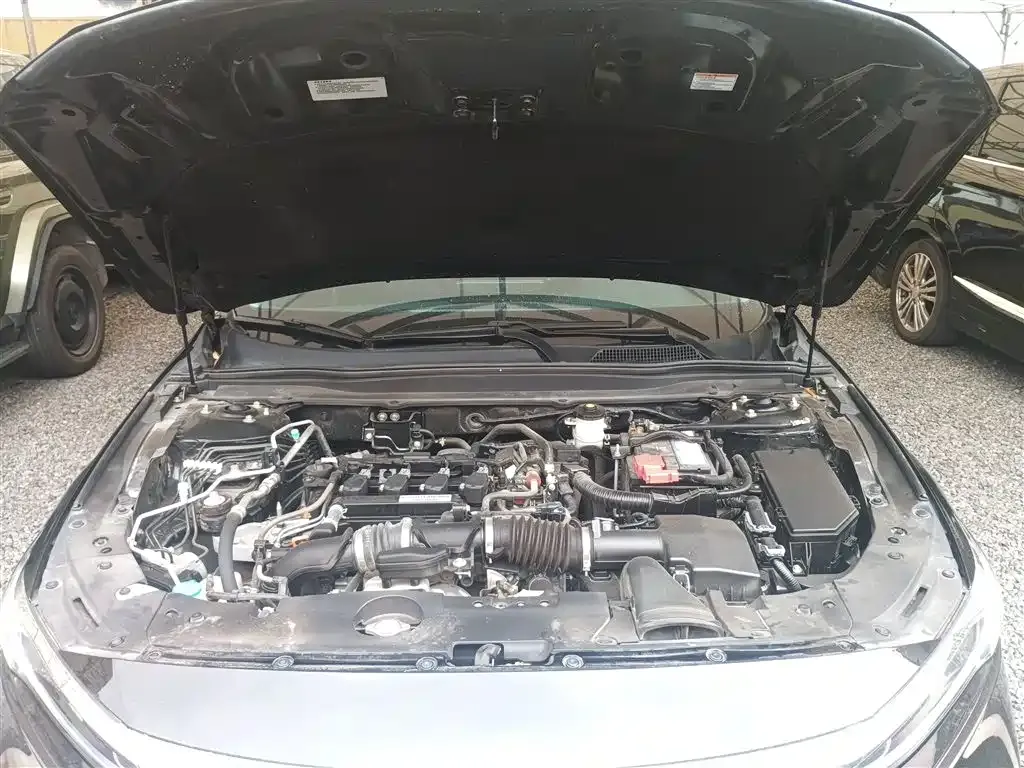 Honda Accord — фото 6