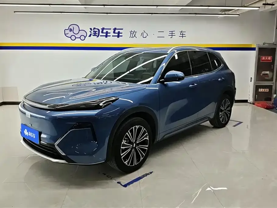 Geely Galaxy Xingjian 7 — фото 1