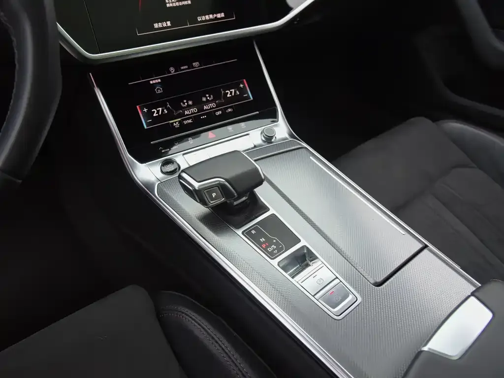 Audi A6L — фото 9
