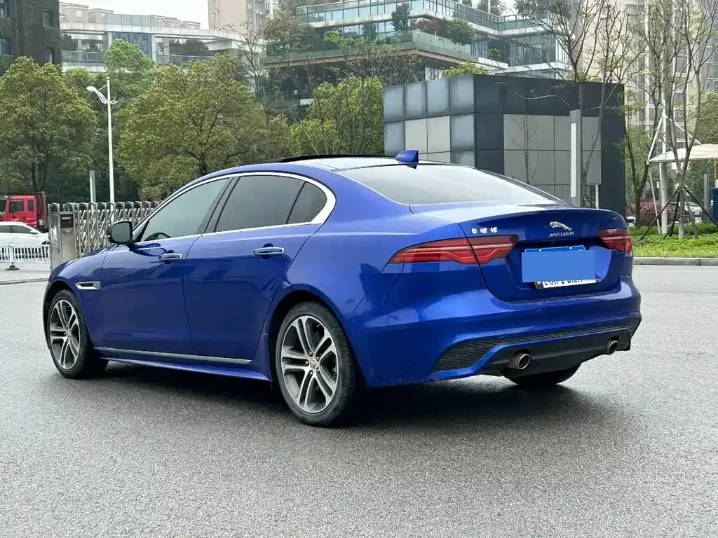 Jaguar XEL — фото 10
