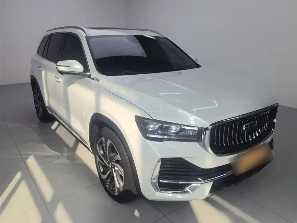 Geely Xingyue L — фото 9