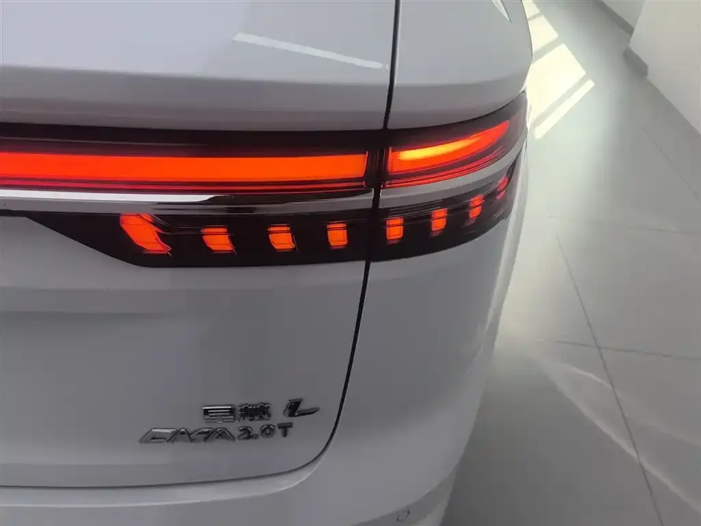 Geely Xingyue L — фото 4