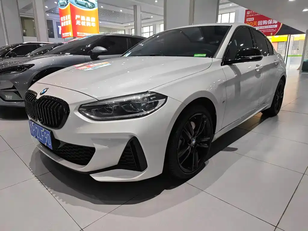 BMW 1 Series — фото 1