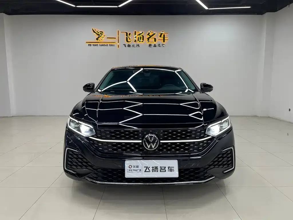 Volkswagen Passat — фото 6