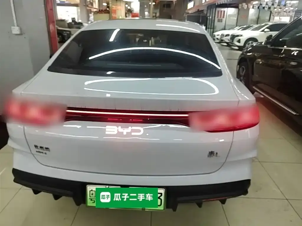 BYD Qin L — фото 2