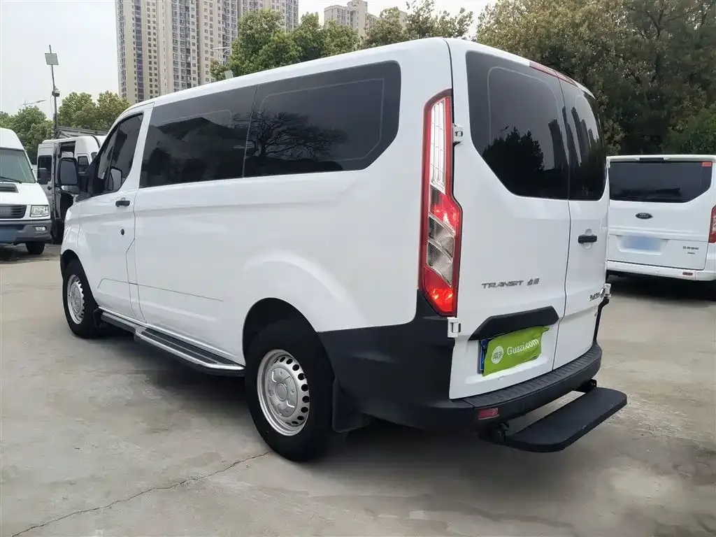 Ford Transit 2022 из CN, фото 5