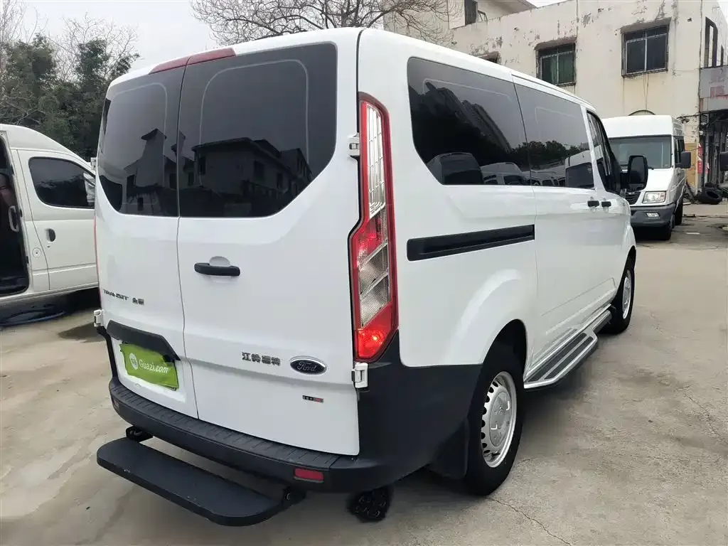 Ford Transit 2022 из CN, фото 9