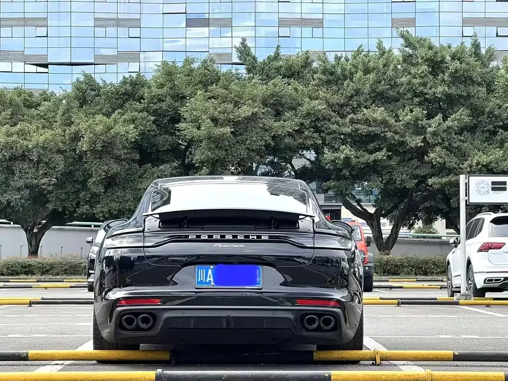 Porsche Panamera — фото 4