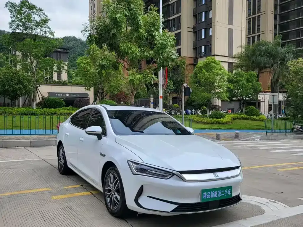 BYD Qin PLUS — фото 8