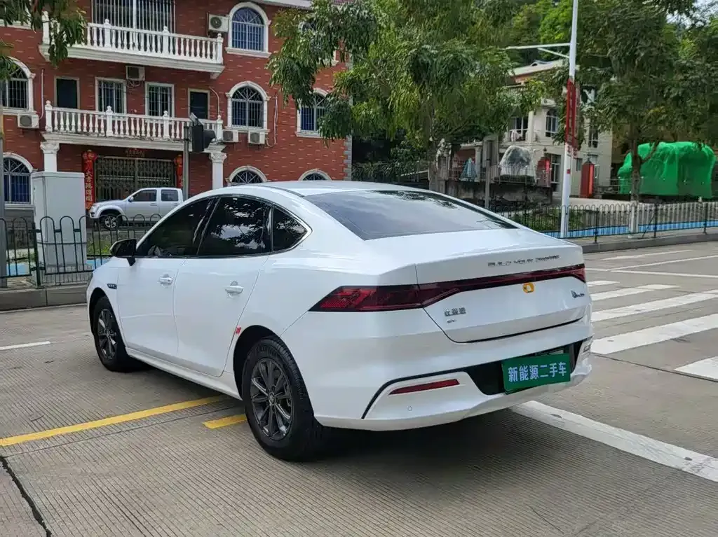 BYD Qin PLUS — фото 5