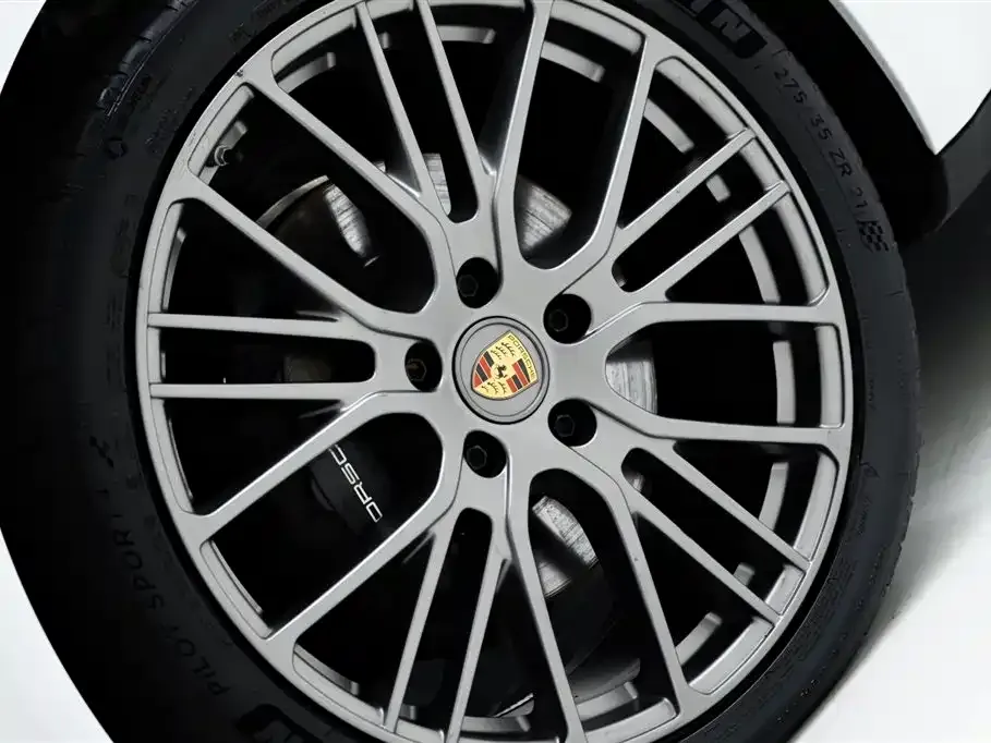 Porsche Panamera — фото 10