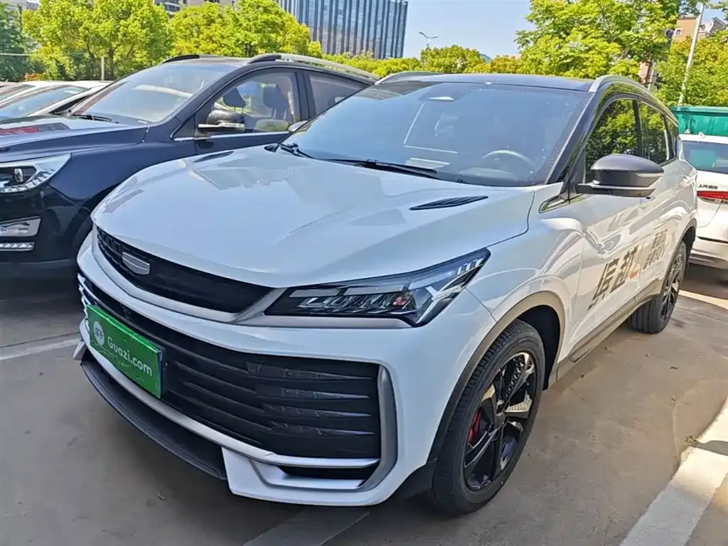 Geely Binyue — фото 10