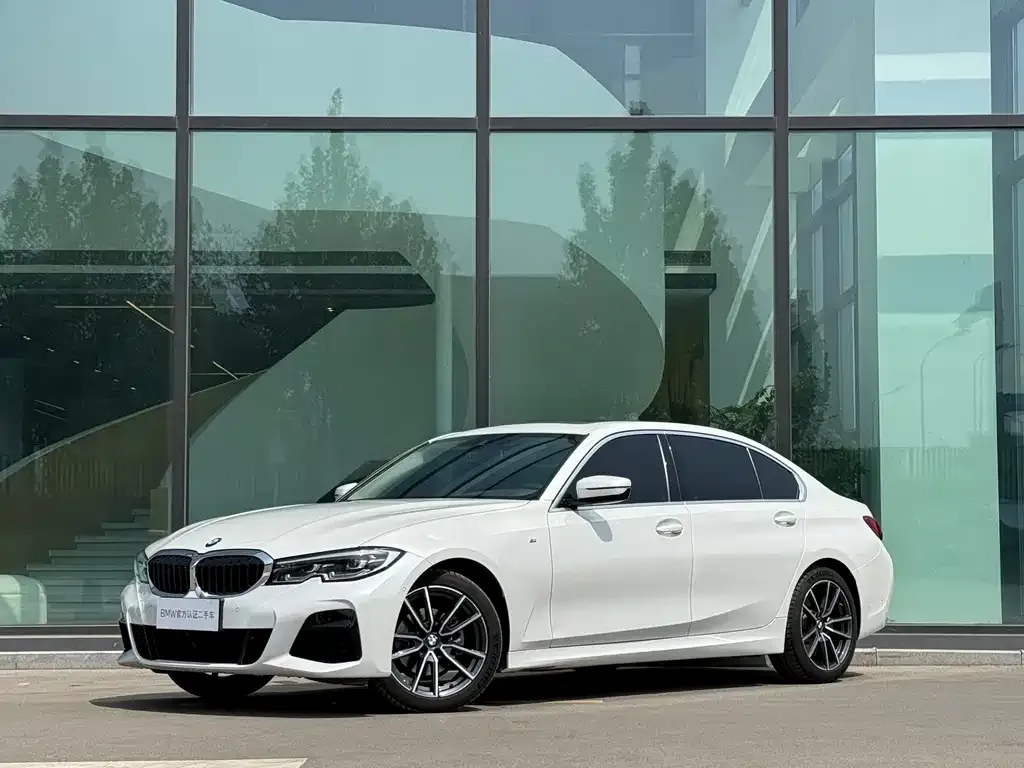 BMW 3 Series — фото 1