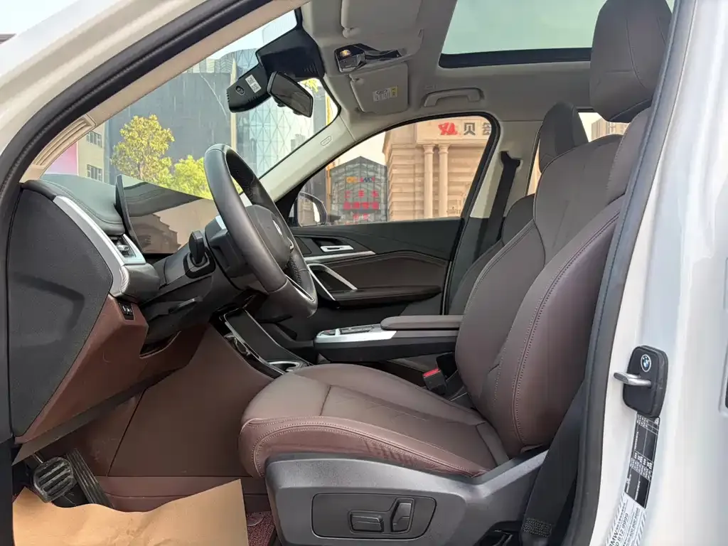 BMW X1 2024 из CN, фото 7