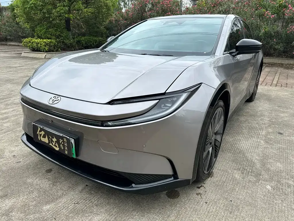 Toyota bZ5 2025 из CN, фото 6