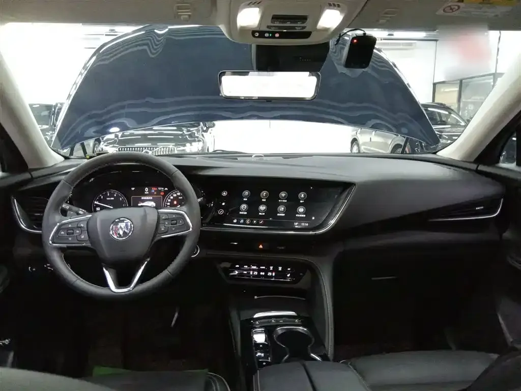 Buick Envision Plus — фото 6