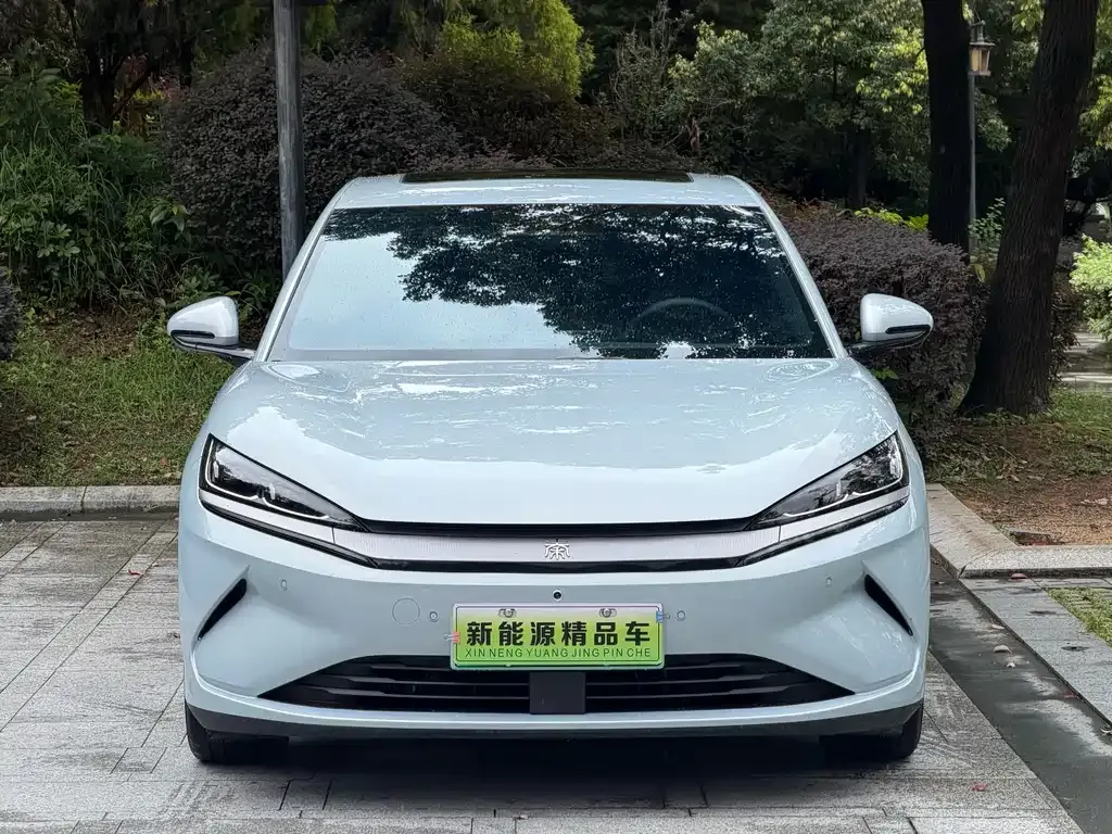 BYD Qin L — фото 9