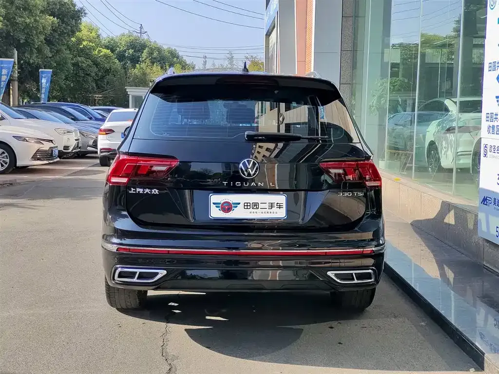 Volkswagen Tiguan L — фото 2