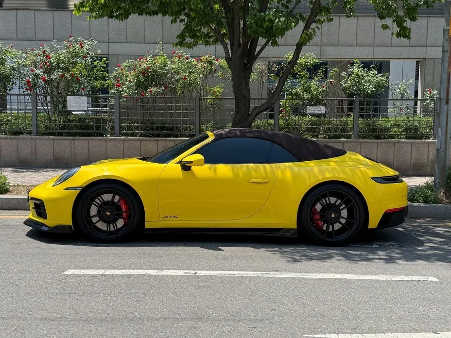 Porsche 911 2023 из KR, фото 7