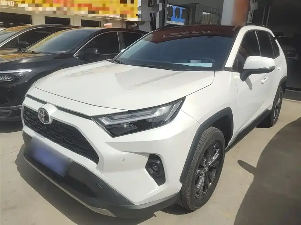 Toyota RAV4 — фото 10