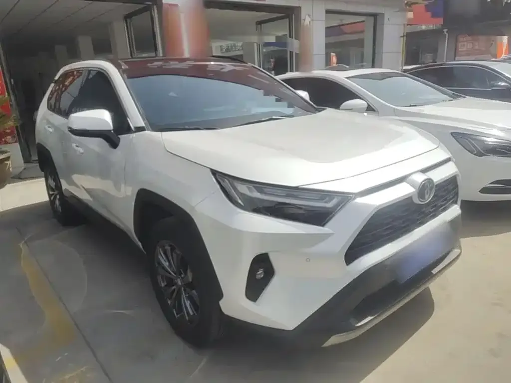 Toyota RAV4 — фото 2
