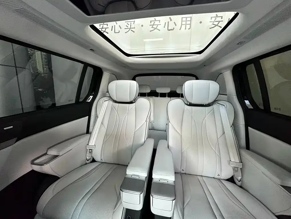 XPeng X9 2024 из CN, фото 3