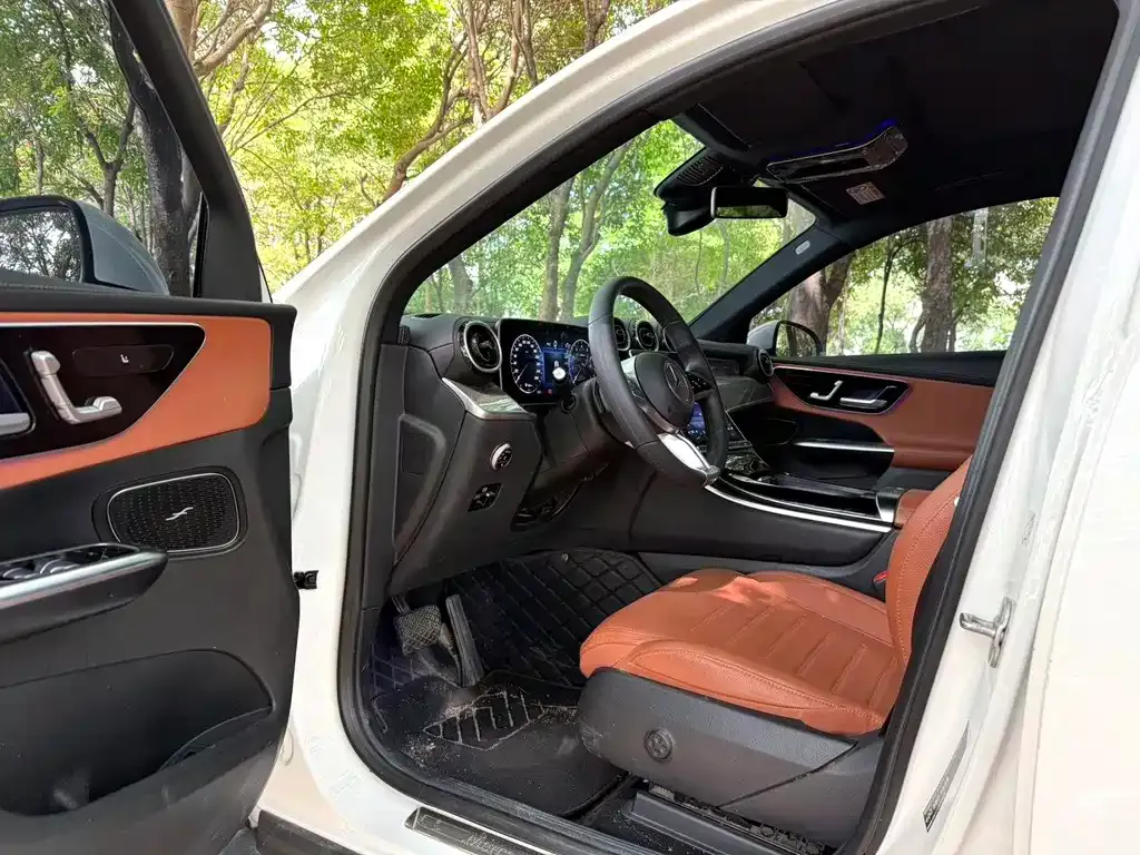 Mercedes-Benz GLC 2023 из CN, фото 2