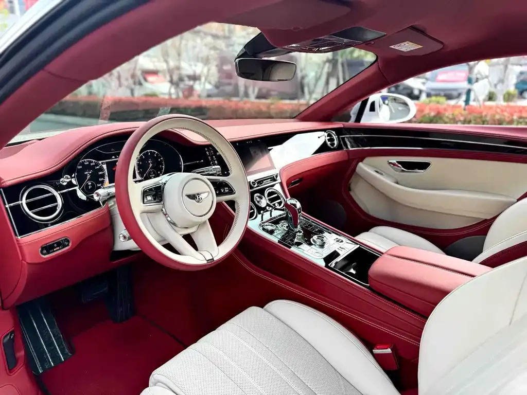 Bentley Continental — фото 6