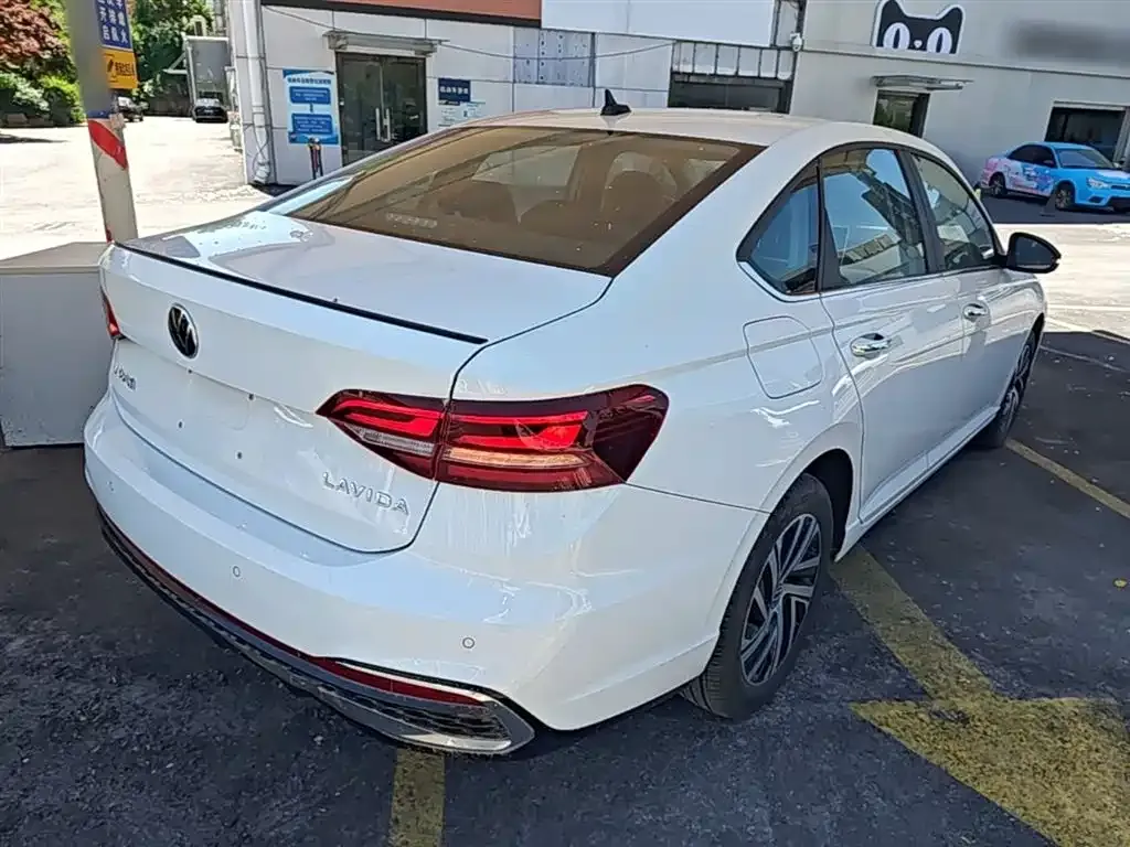 Volkswagen Lavida 2024 из CN, фото 4