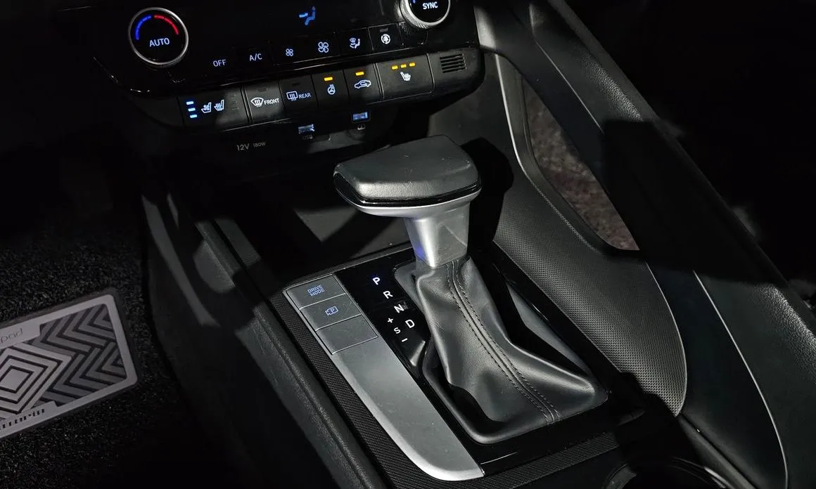 Hyundai AVANTE — фото 9