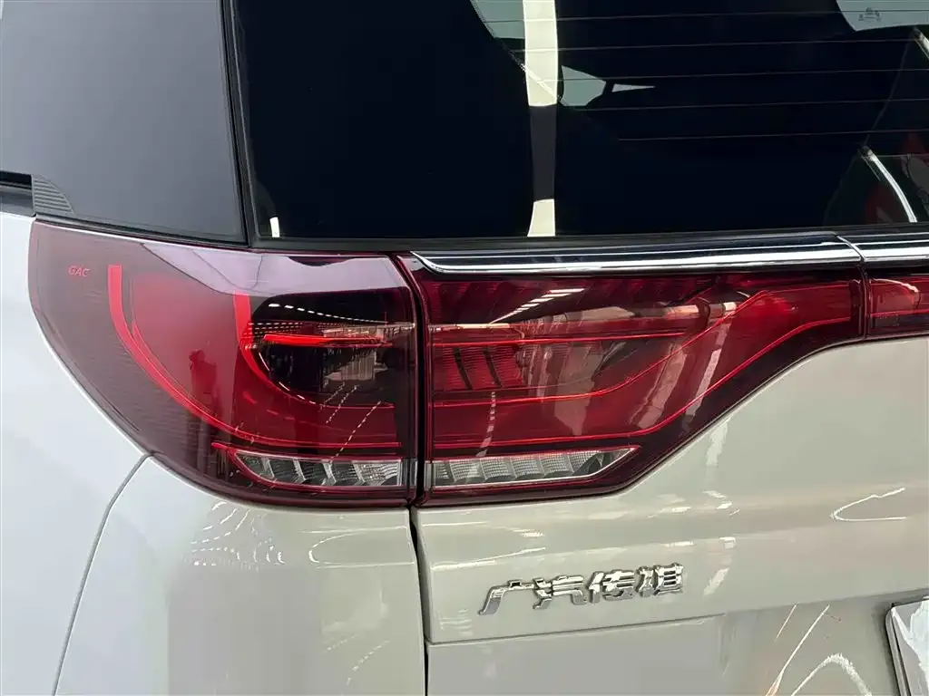 GAC Motor Trumpchi M8 — фото 10