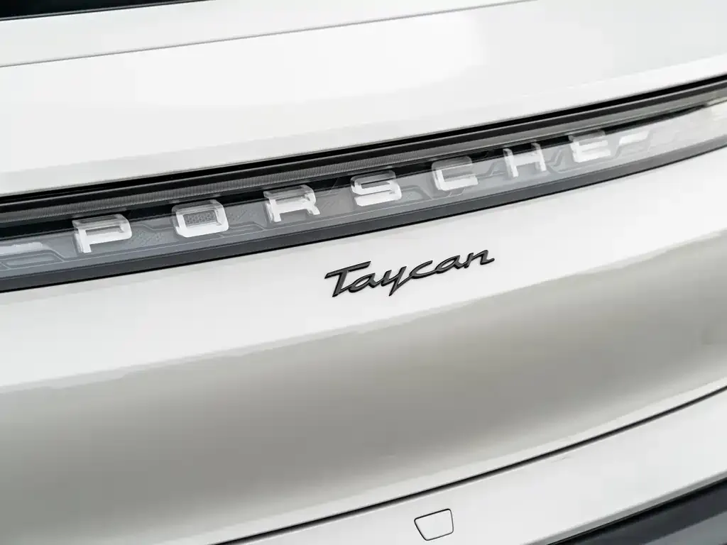 Porsche Taycan 2023 из CN, фото 9