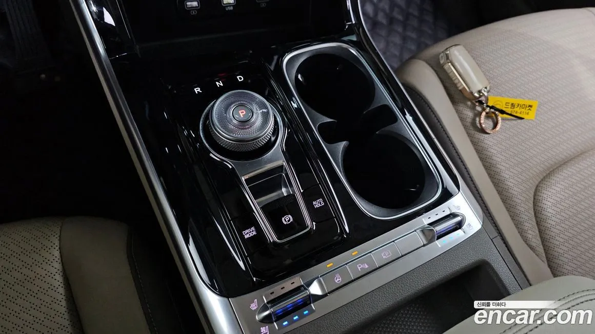 Kia Carnival — фото 10