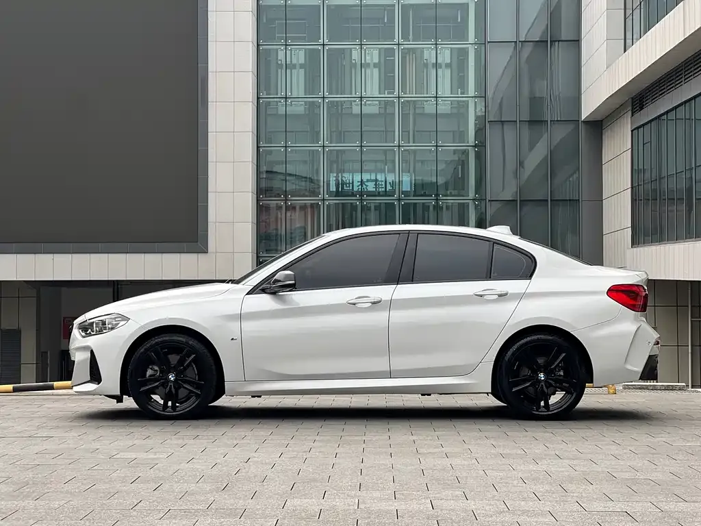 BMW 1 Series — фото 3
