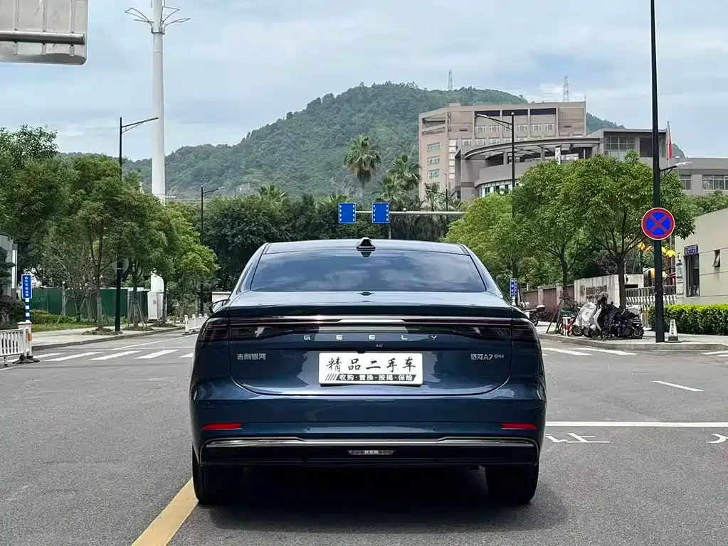 Geely 银河A7 EM — фото 7