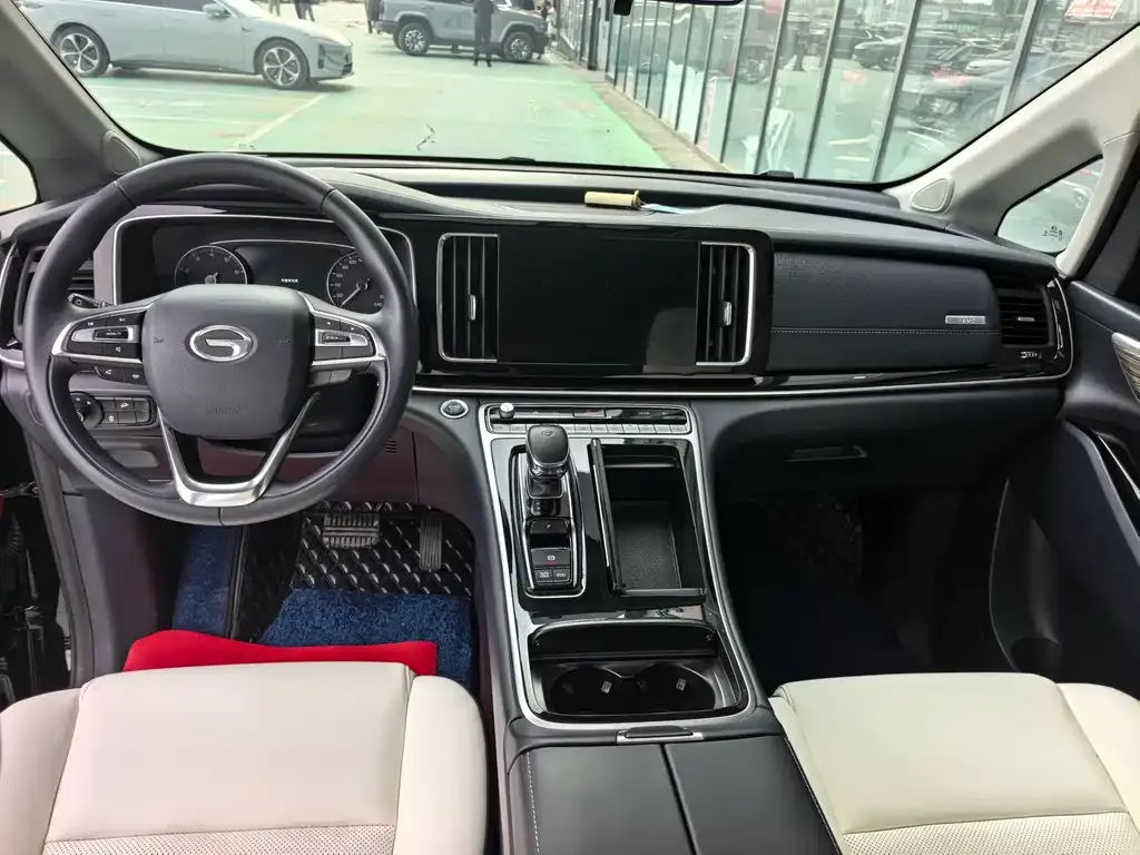 GAC Motor Trumpchi M8 — фото 10