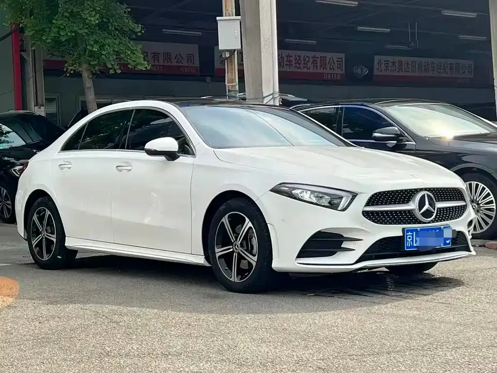 Mercedes-Benz A-Class — фото 10