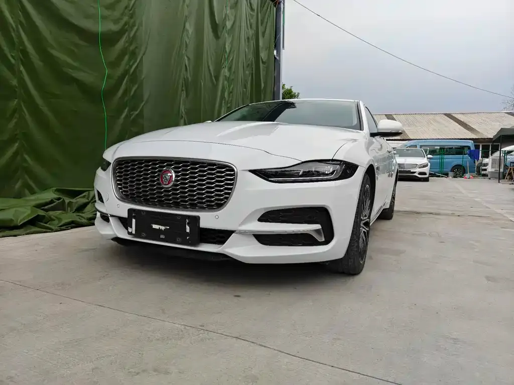 Jaguar XEL