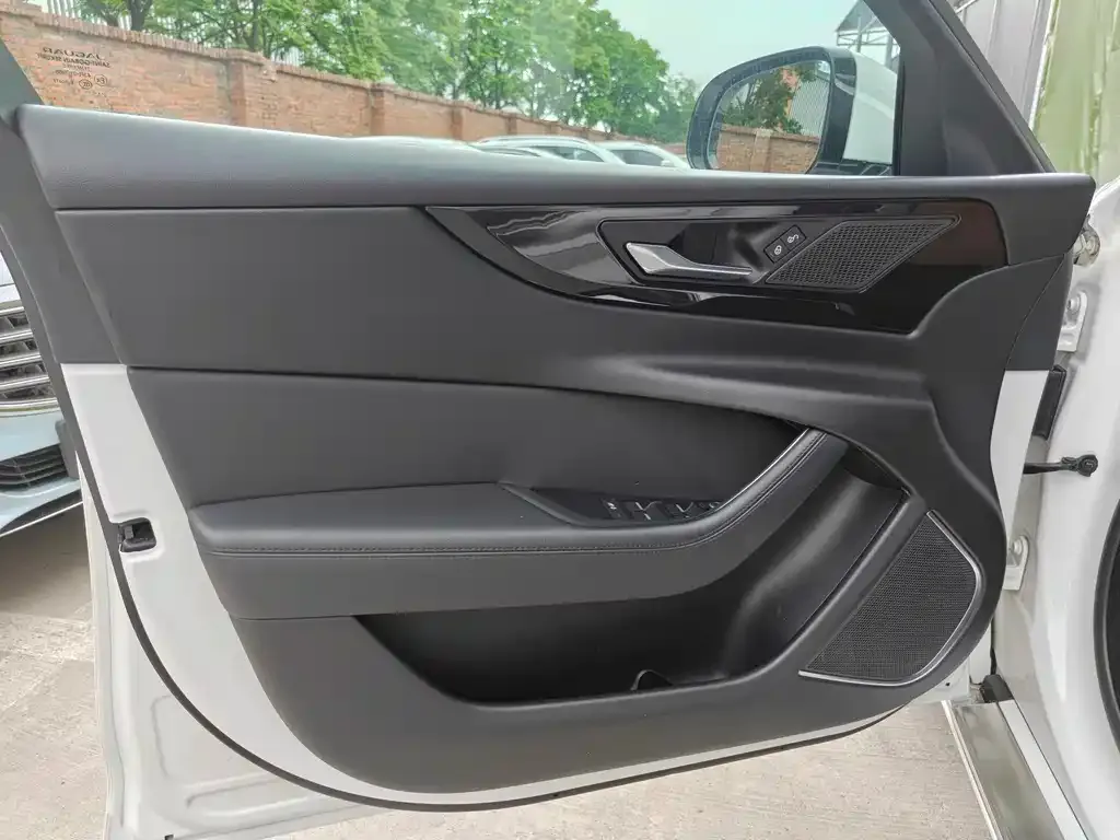 Jaguar XEL 2021 из CN, фото 6