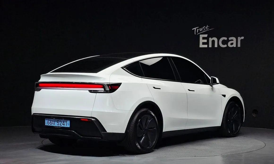 Tesla Model Y — фото 2