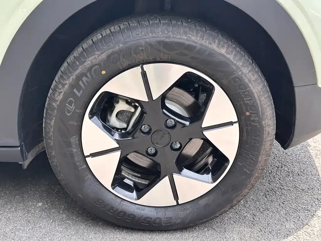 Geely Starburst — фото 6