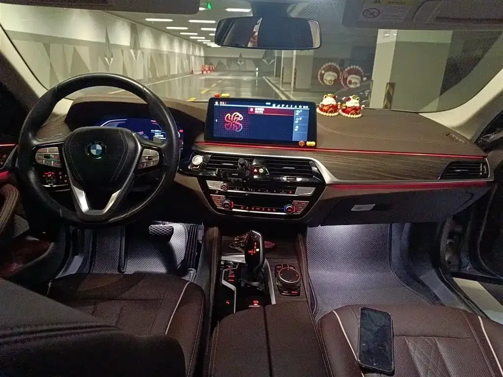 BMW 5 Series — фото 10