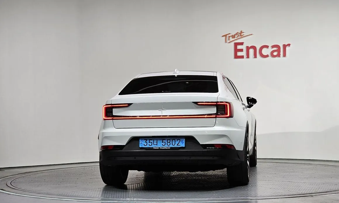 Polestar Polestar 2 — фото 2