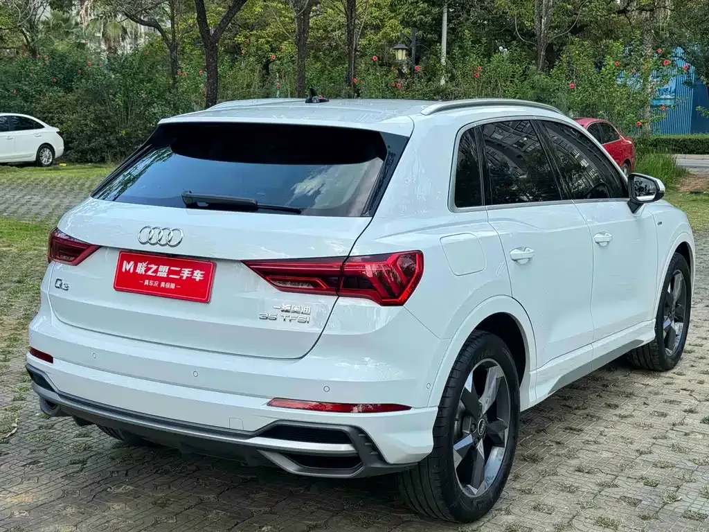 Audi Q3 — фото 2