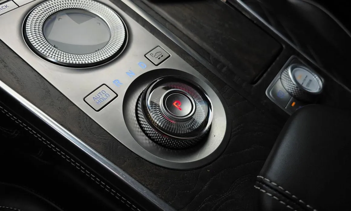 Genesis GV80 — фото 8