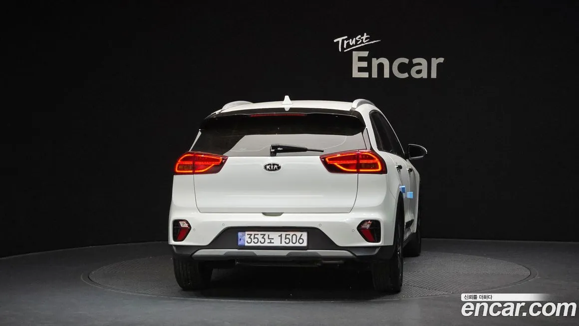 Kia Niro — фото 3