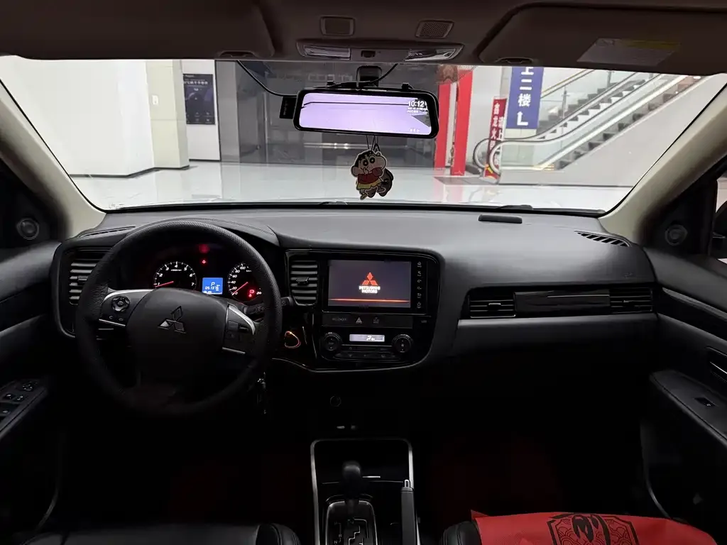 Mitsubishi Outlander 2021 из CN, фото 4