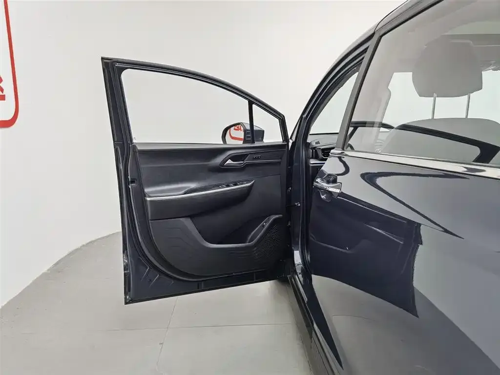 Hyundai Custo — фото 6